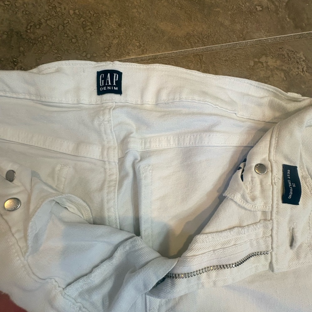 GAP White High-Rise Women's Jeans